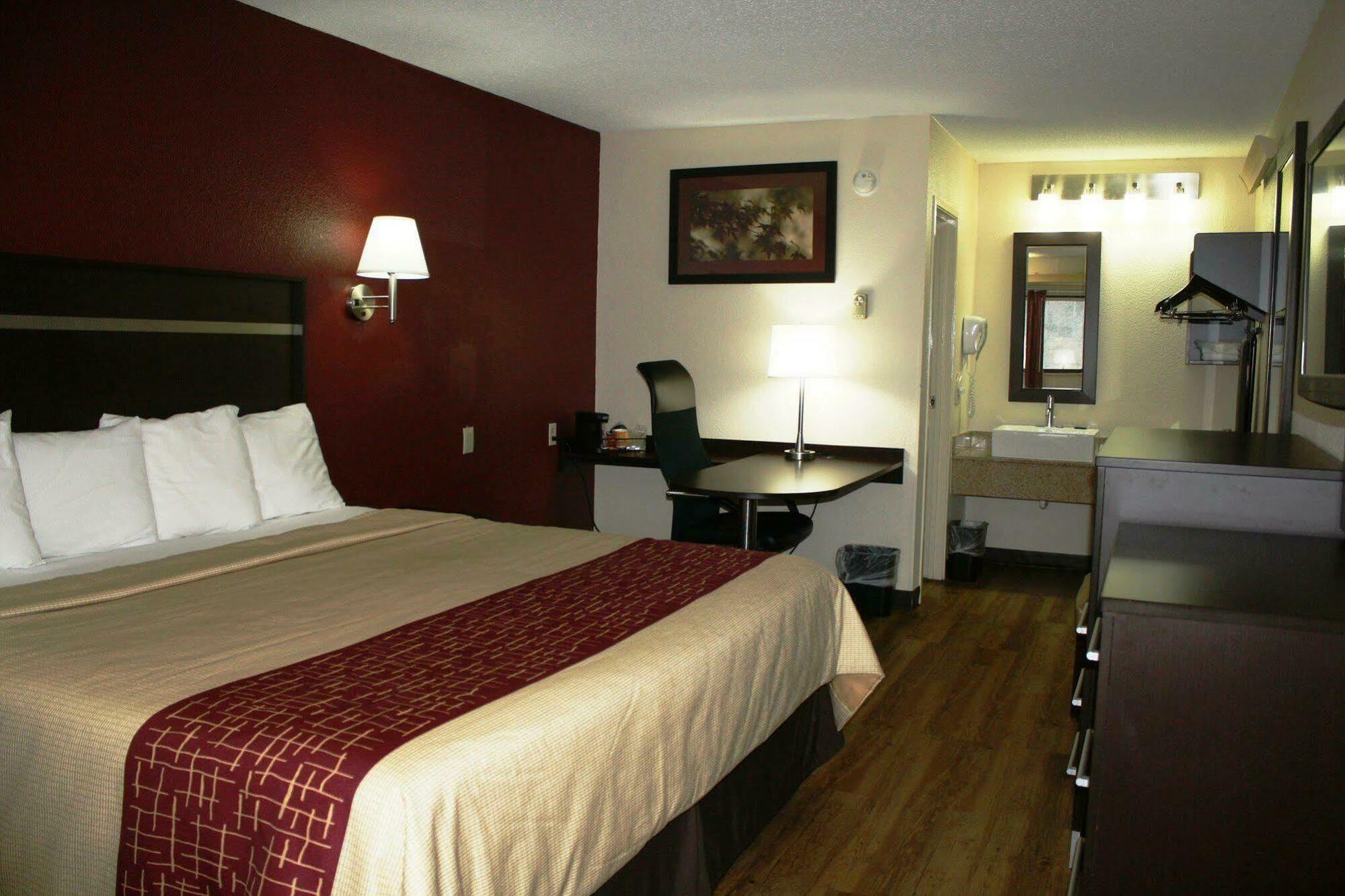 Red Roof Inn Plus+ Nashville Fairgrounds Екстер'єр фото